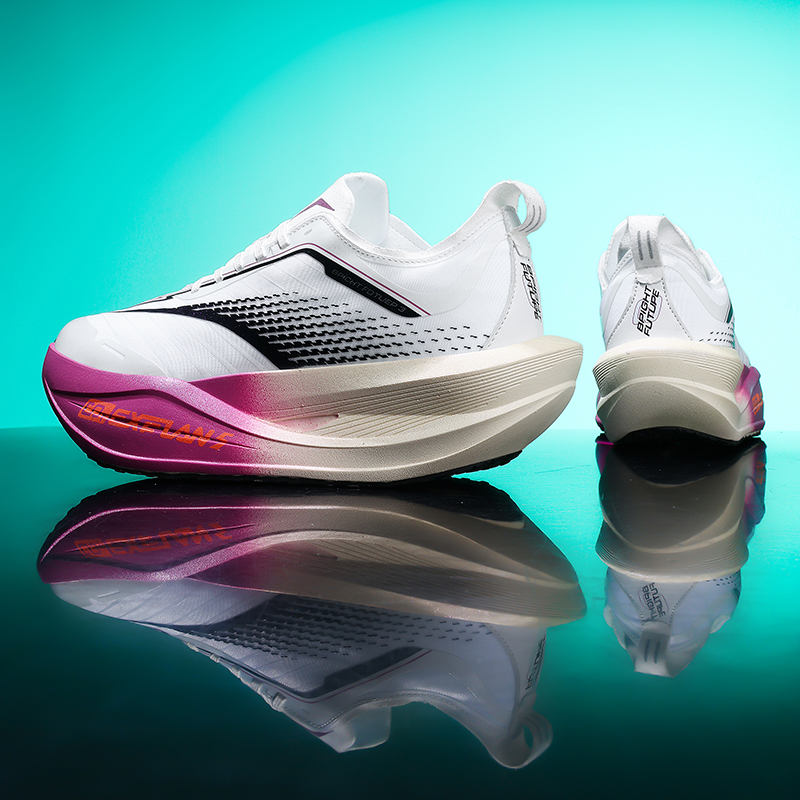 أحذية رياضية للرجال والنساء مص - مراجعة Breathable Mesh Athletic Shoes وسعره