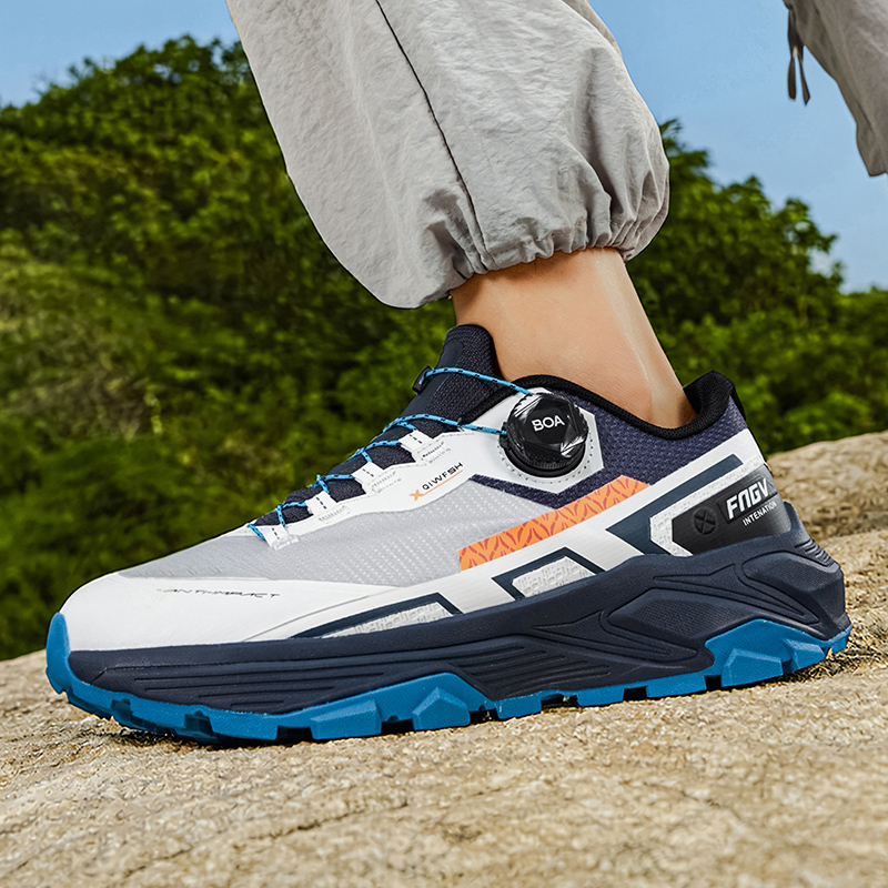 أحذية الجري على الدروب، تصميم  - مراجعة Lightweight Road Running Shoes وسعره