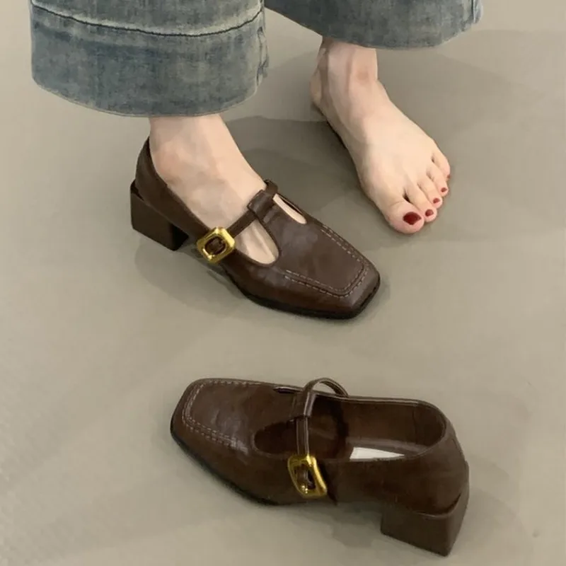 حذاء نسائي بتصميم ماري جين، مق - مراجعة Women'S Shoes وسعره
