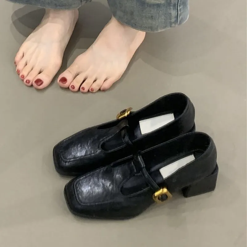 حذاء نسائي بتصميم ماري جين، مق - مراجعة Women'S Shoes وسعره
