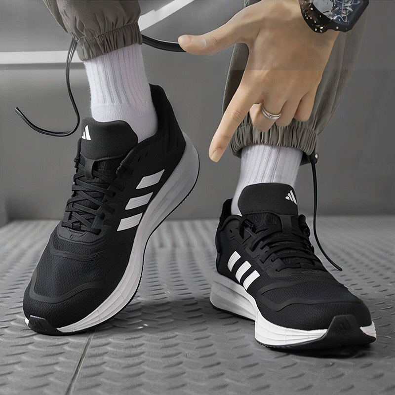 أديداس KJ4020، حذاء رياضي رجال - مراجعة Knit Fabric Lace Up Sneakers وسعره