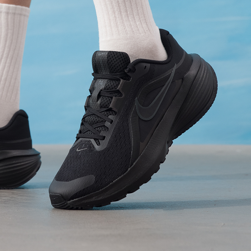 أحذية نايكي الرجالية الأصلية،  - مراجعة Lightweight Road Running Shoes وسعره