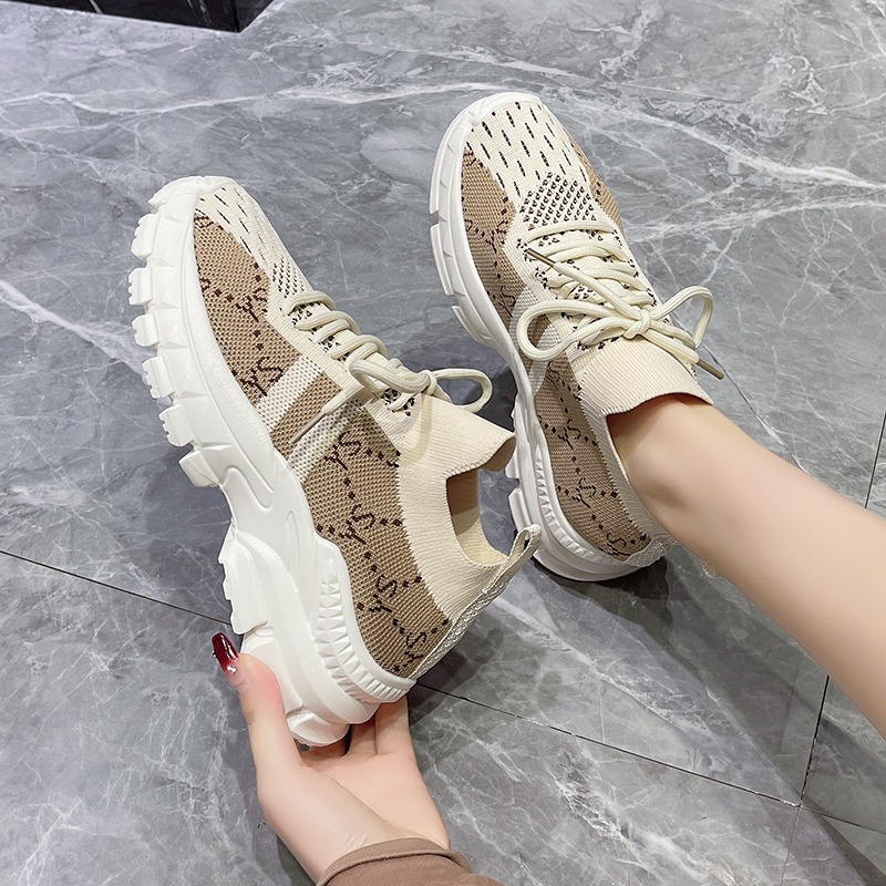 أحذية رياضية نسائية جديدة لعام - مراجعة Knit Fabric Lace Up Sneakers وسعره