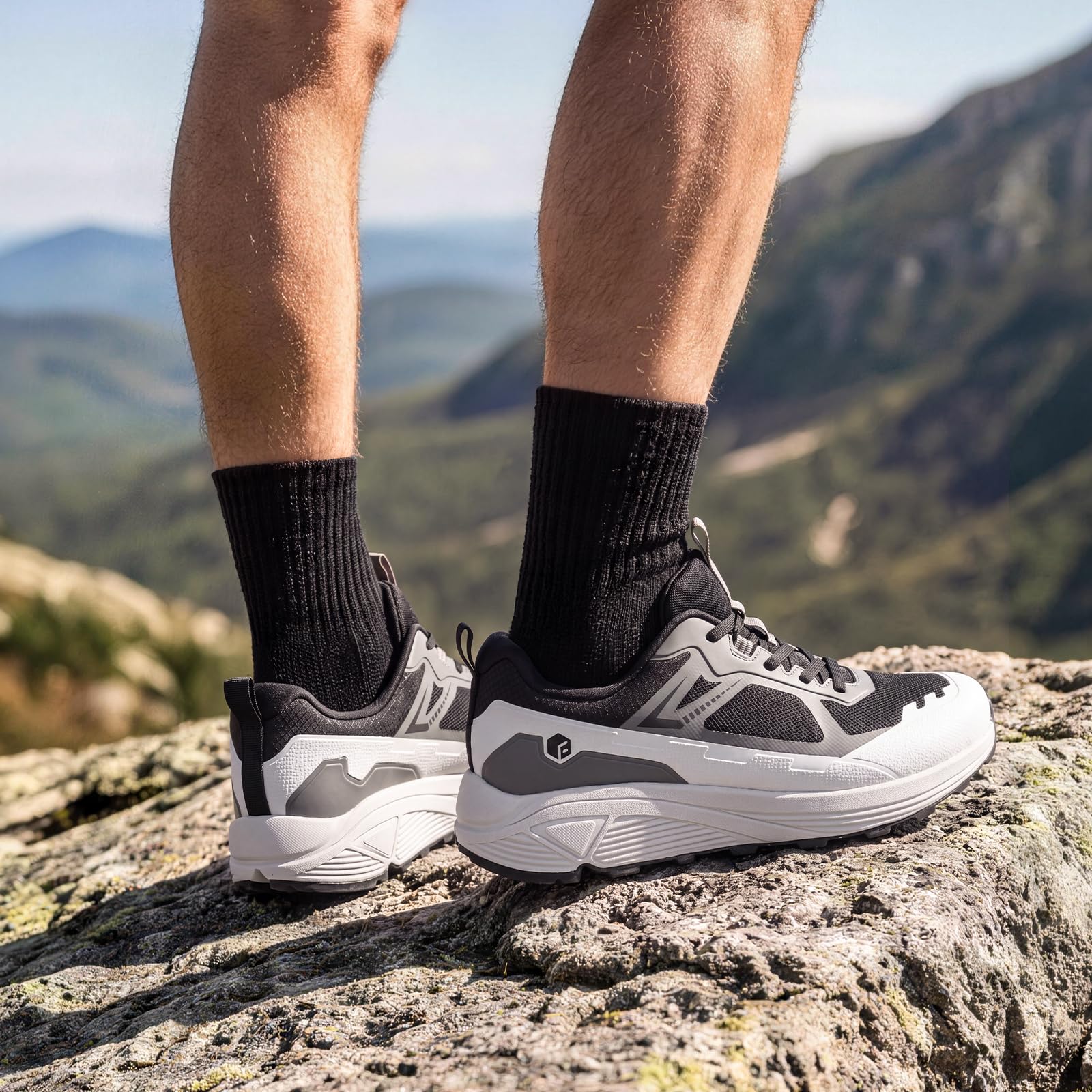 أحذية رياضية للرجال من FitVill - مراجعة Anti Slip Trail Running Sneakers وسعره