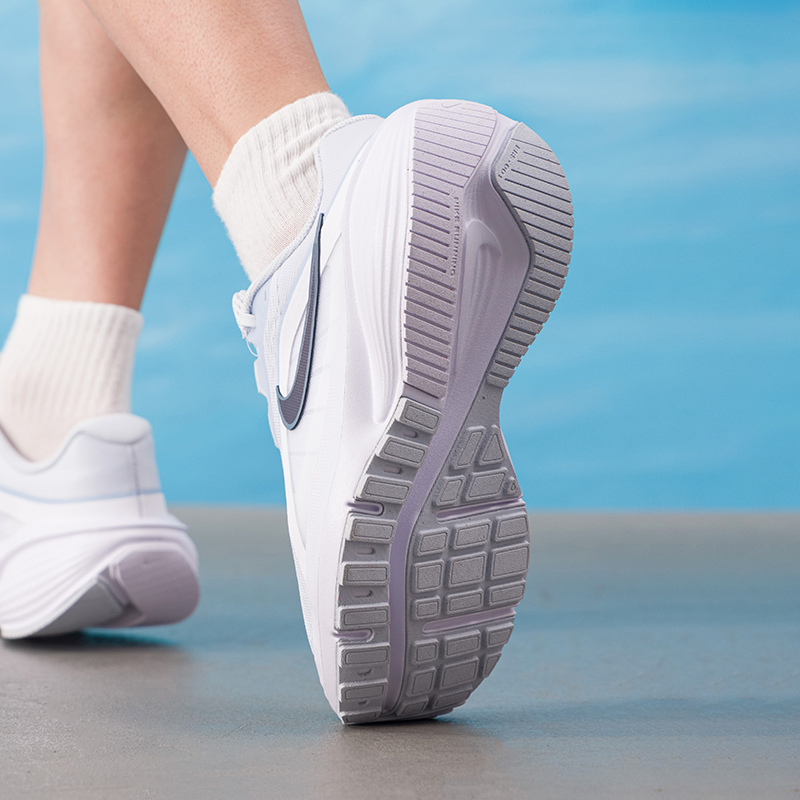 أحذية نايكي الرجالية الأصلية،  - مراجعة Lightweight Road Running Shoes وسعره